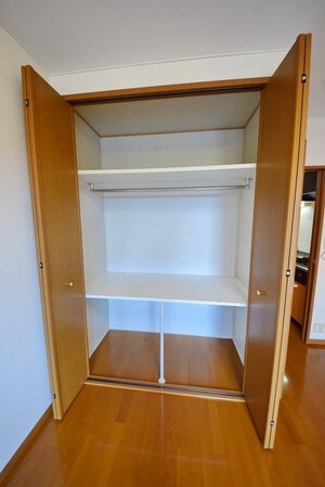 エスポワール港の物件内観写真